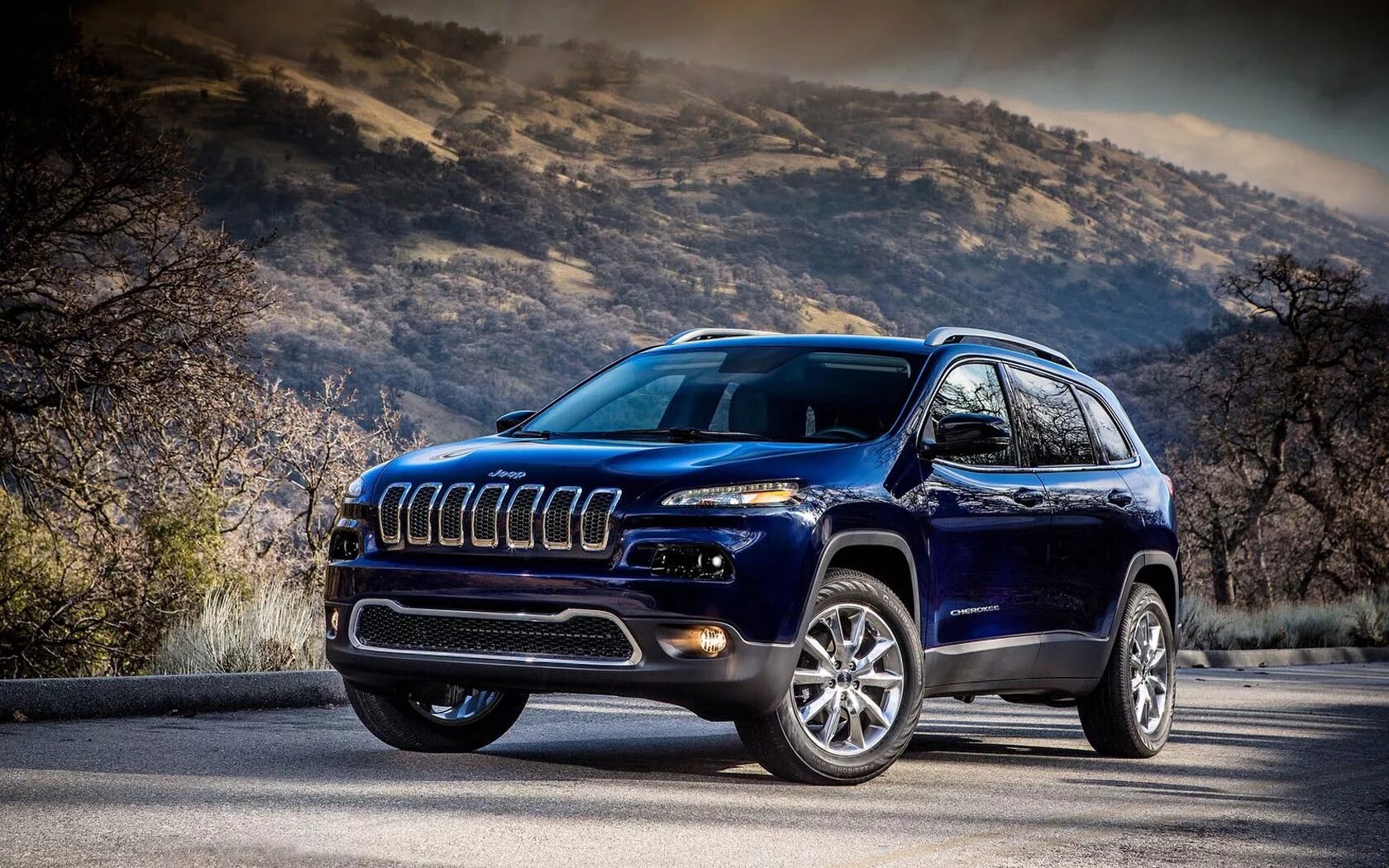 Джип чероки фото. 2020 Jeep Grand Cherokee Limited. Jeep Cherokee.