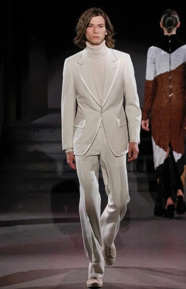Tom ford 2016-2017 fashion show. Том форд коллекция 2016. Tom ford осень-зима 2016. Том форд коллекция 2016. Коллекция тома форда 2001.