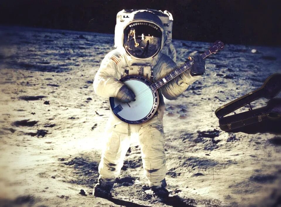Песни про космос и космонавтов. Космонавт в космосе. Человек в космосе. Космонавт в космосе на Луне. Космонавт в скафандре в космосе на Луне.