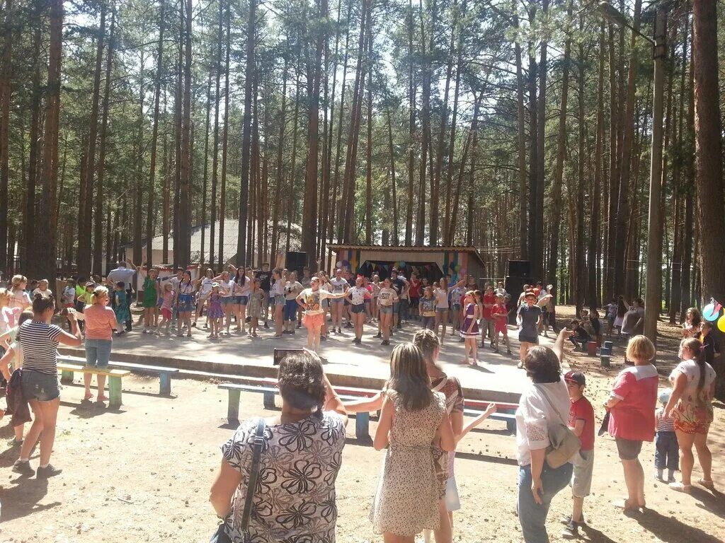 Лагерь шахтер бородино красноярского края. Лагерь шахтер бородино красноярского края. Прокопьевск зенковский парк санаторий. Детский лагерь шахтер красноярский край рыбинский район. Лагерь шахтер.