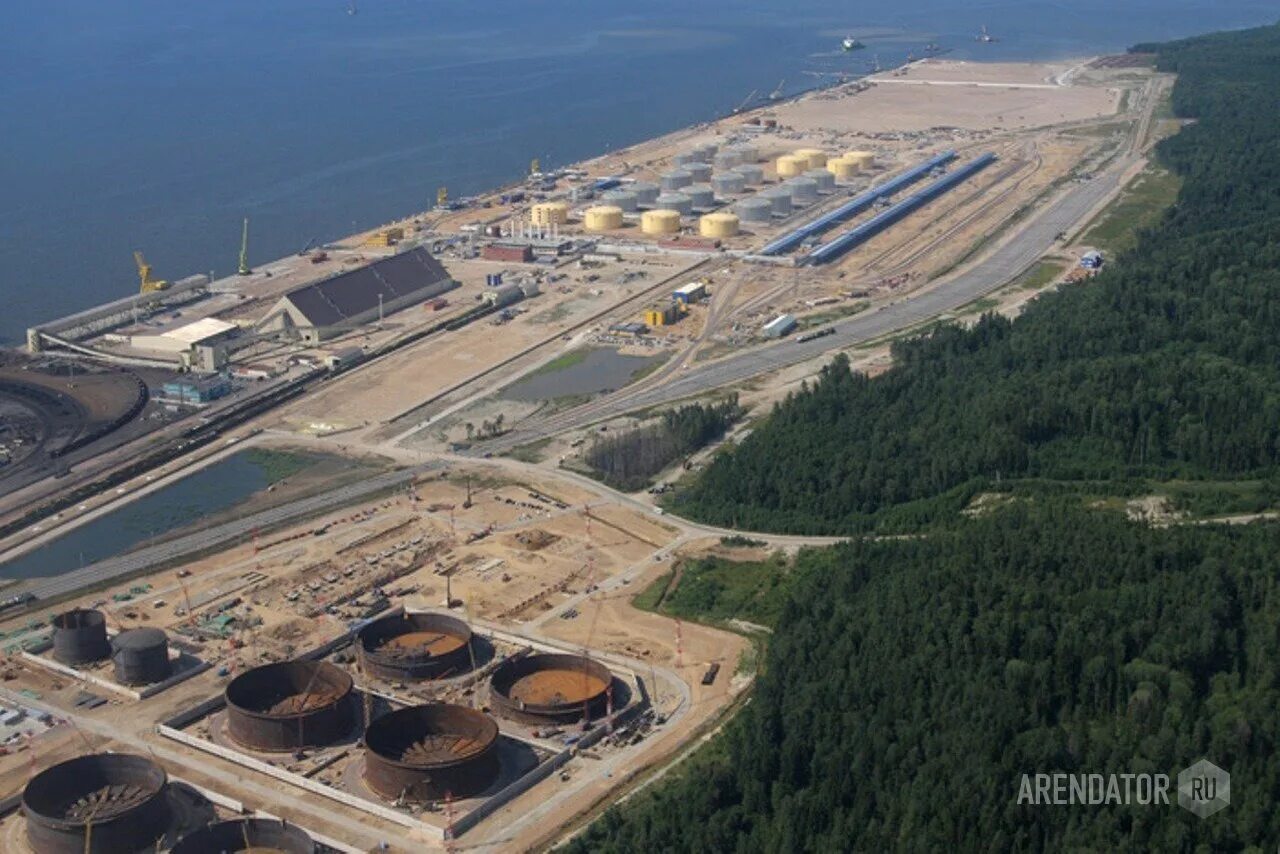 Газоперерабатывающего комплекса в районе усть луги. Балтийский спг усть-луга. балтийский порт «усть-луга». порт новатэк усть луга. газоперерабатывающий комплекс усть луга.