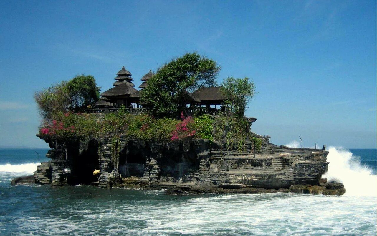 Храм Пура Танах лот. Tanah lot Бали. Храм Пура Танах лот Бали. 3. Танах лот, Индуистский храм, Бали, Индонезия.