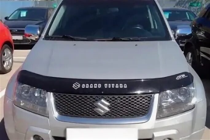 Дефлектор капота suzuki grand vitara. Дефлектор на капот сузуки витара. Мухобойка на капот сузуки игнис. Дефлектор капота сузуки витара. Дефлектор капота suzuki vitara 2019.
