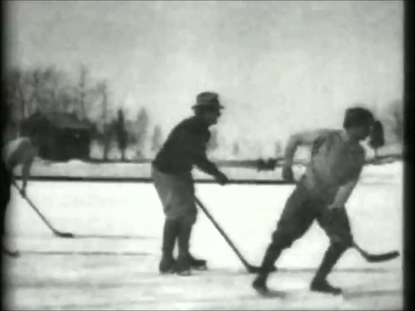 Хоккей с 1898. Old time Hockey на ПК. Хоккейный матч камера сбоку. Old time Hockey NHL. Длинный хоккейный матч