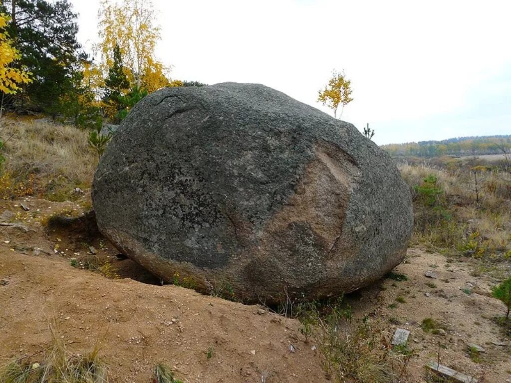 Как называют большие камни