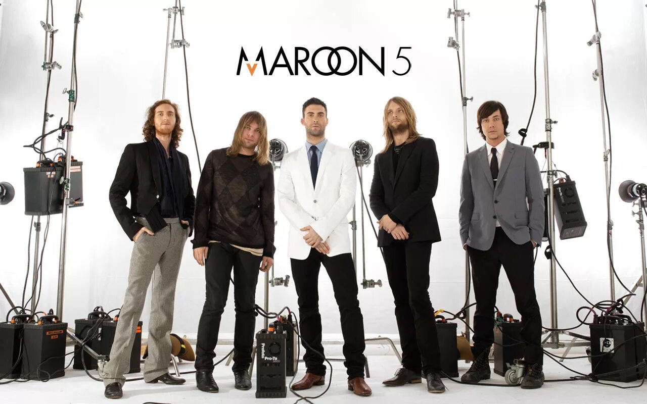 Maroon 5. Марун 5. Группа Майрон 5. Марун 5 фото.