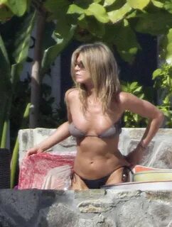 Jennifer aniston hot body