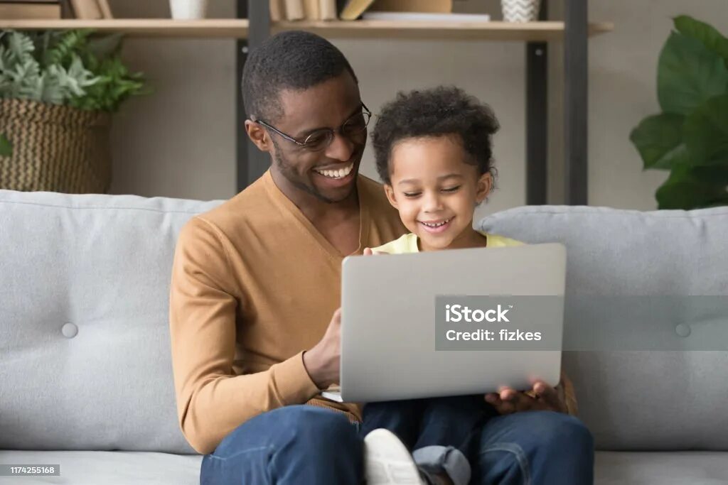 Daddy working. Черный папа. Photo working Daddy in Bank. Black Daddy .Top. Don't tell Daddy i do Black men (2012).