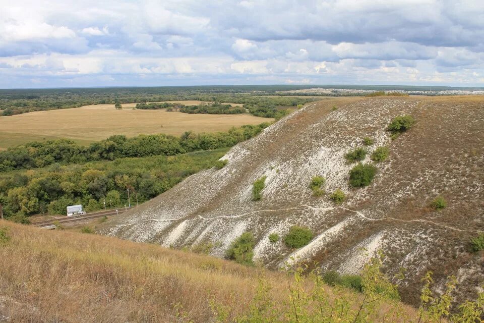 Село петропавловское воронежской области. Петропавловка Лискинский район Воронежская область. Село Петропавловка Воронежская область Лискинский район. Дивногорье Дон Коротояк. Коротояк Дивногорье дорога.