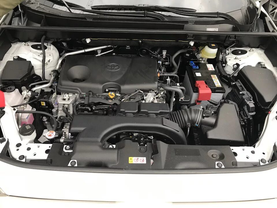 Двигатель рав 4 5 поколение. Toyota rav4 2. Двигатель тойота рав 4. Моторный отсек рав 4 2022г. 4.
