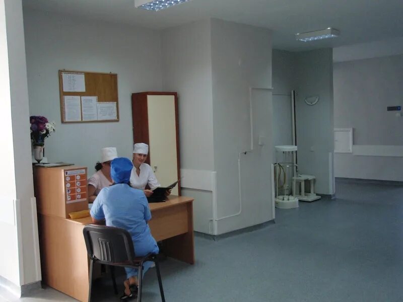 Больница травмпункт. Тверь 1 городская больница отделение травматологии. Травматологическое отделение. Зав травматологии 2. Гкб 13 палаты 3хместные.