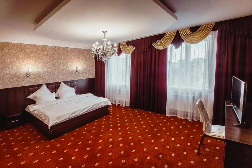 Г. Краснодар визион гостиница. Резидент отель краснодар бабушкина 77. Номер отеля в краснодаре. Южная ночь кабардинка гостиница.