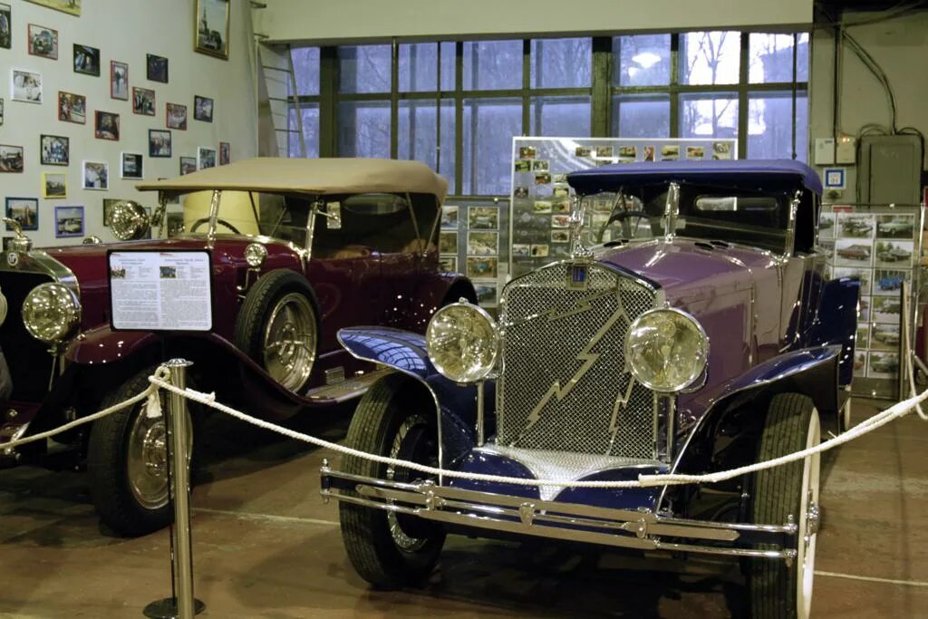 ретро музей минусинск. автобусный парк 1 музей ретро. музей ретро машин в москве площадь ильича. музей московский транспорт. музей московского транспорта троллейбус.