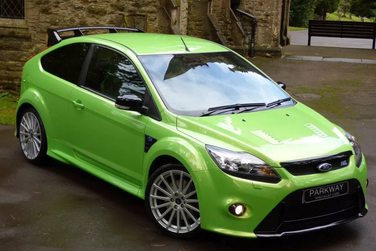 Форд фокус б у авито. Ford Focus 2 RS. Ford Focus mk2. Focus RS mk2. Форд фокус 2 РС.