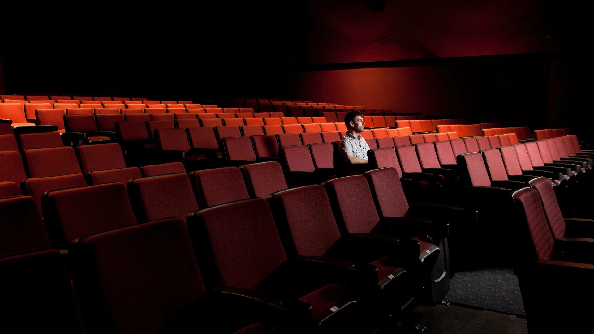 Кинотеатр райкин. Театр райкина сатирикон. Синема стар принц плаза теплый стан. Кинотеатр москва ереван зал. Синема стар марьина роща залы.