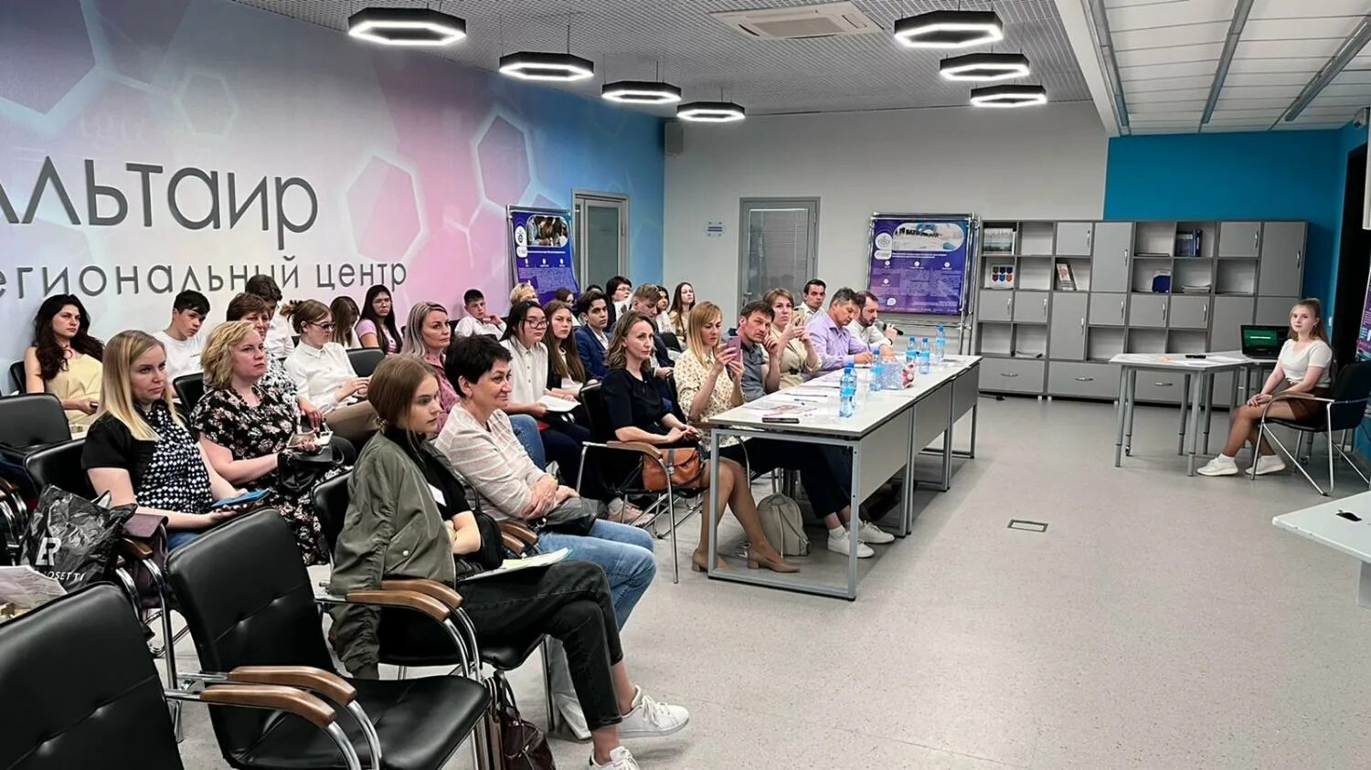 предприниматель стартап. проекты стартапы. студенческий стартап. бизнес инкубатор топки. стартапы и предпринимательство известные люди.