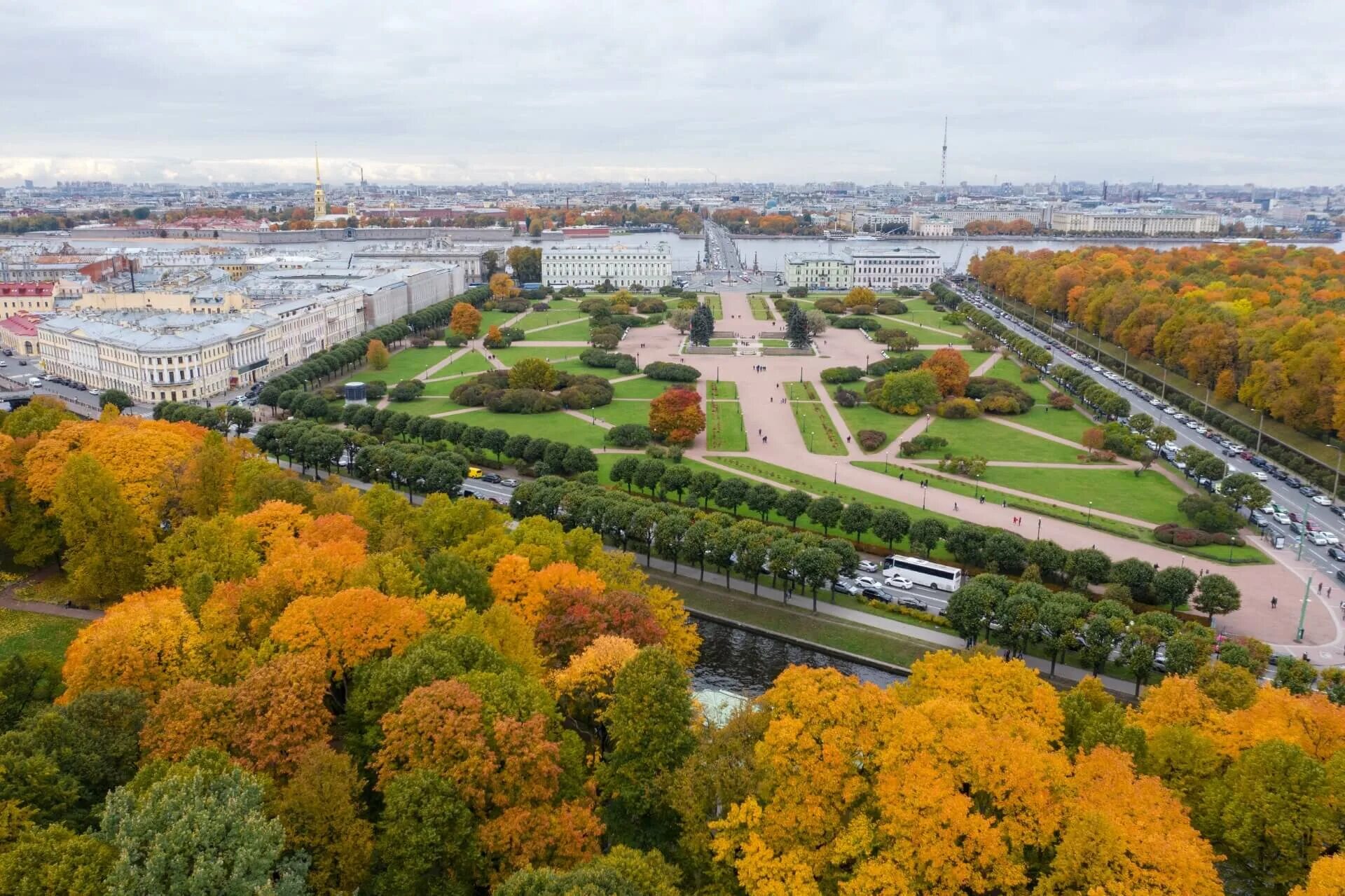 Царицына луга. Марсово поле в Санкт-Петербурге. Champ de Mars Санкт Петербург. Троицкий мост и Марсово поле вид сверху. Марсово поле обсерватория.