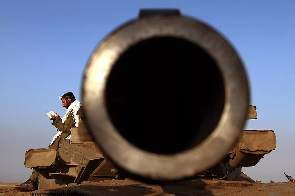 Ствол пушки танка. Дуло танка. Дуло орудие. Ствол т 90. Дуло орудие.