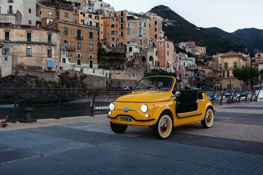 Итальянские автомобили. Итальянское авто 5. Fiat 500 tiffany. Alfa romeo 2000 sprint. Итальянское авто 4 буквы.