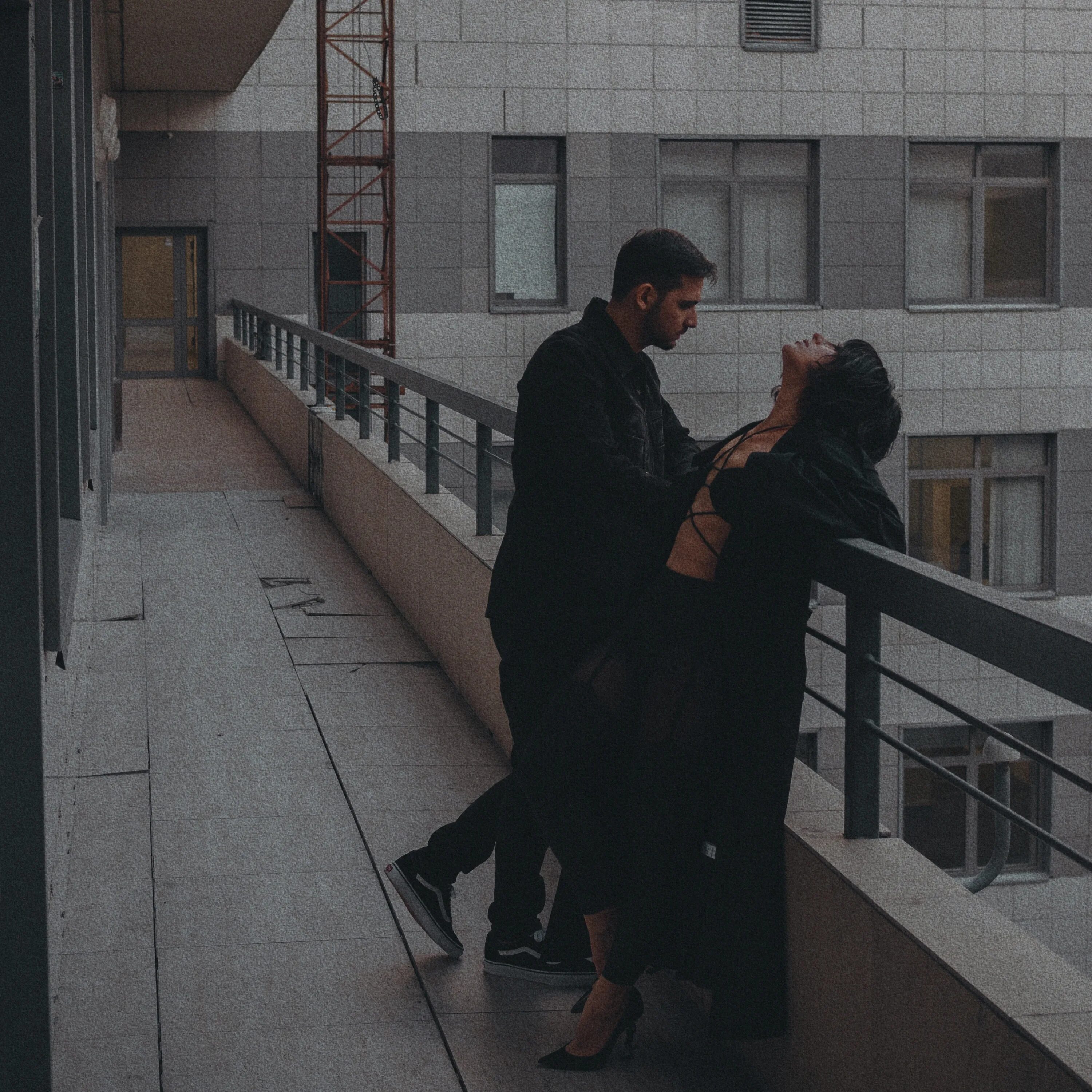 Песни ты с утра мне поднес. Мари Краймбрери и Раджо утром. Radjo, Мари Краймбрери утром. Мари Краймбрери новый трек. Мари Краймбрери утром клип.