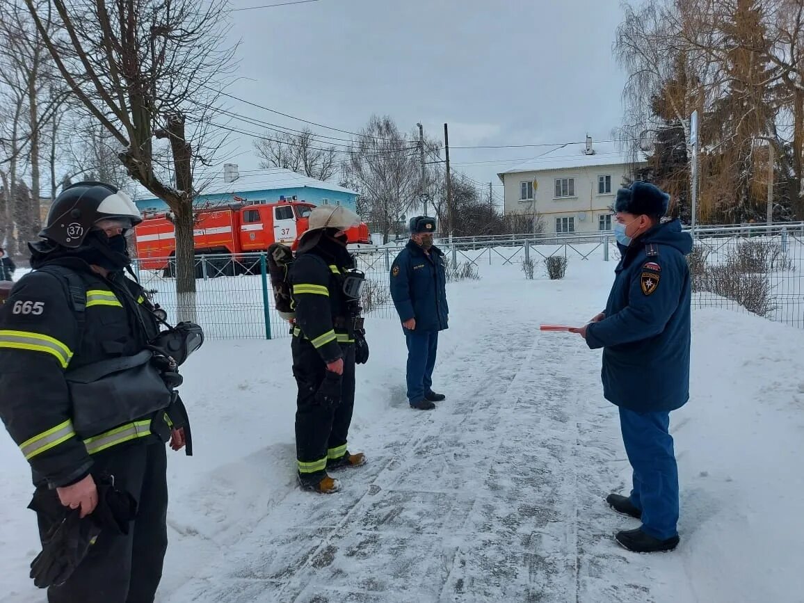 Учебная тревога в москве. Учебная тревога в школе. Учебная тревога в детском саду. Учебная тревога в Арзамасе. Учебная тревога в школах Сызрань.