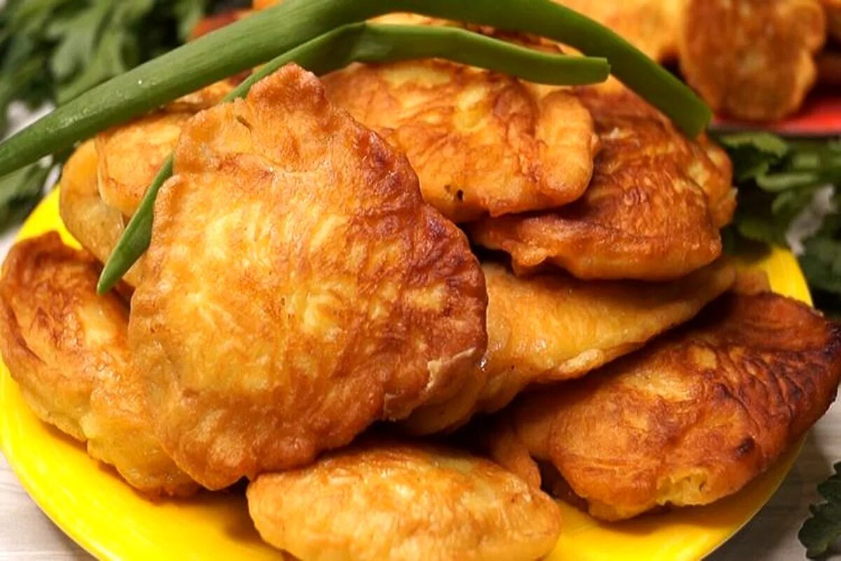 Селёдка в кляре жареная. Куриные кусочки в кляре. Вкусный кляр для рыбы минтай. Сырные кубики во фритюре. Кости в кляре.