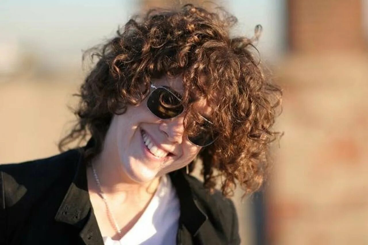 Lp laura pergolizzi 2020. Группа lp солист. Lp певица. L p video. Группа lp солист.