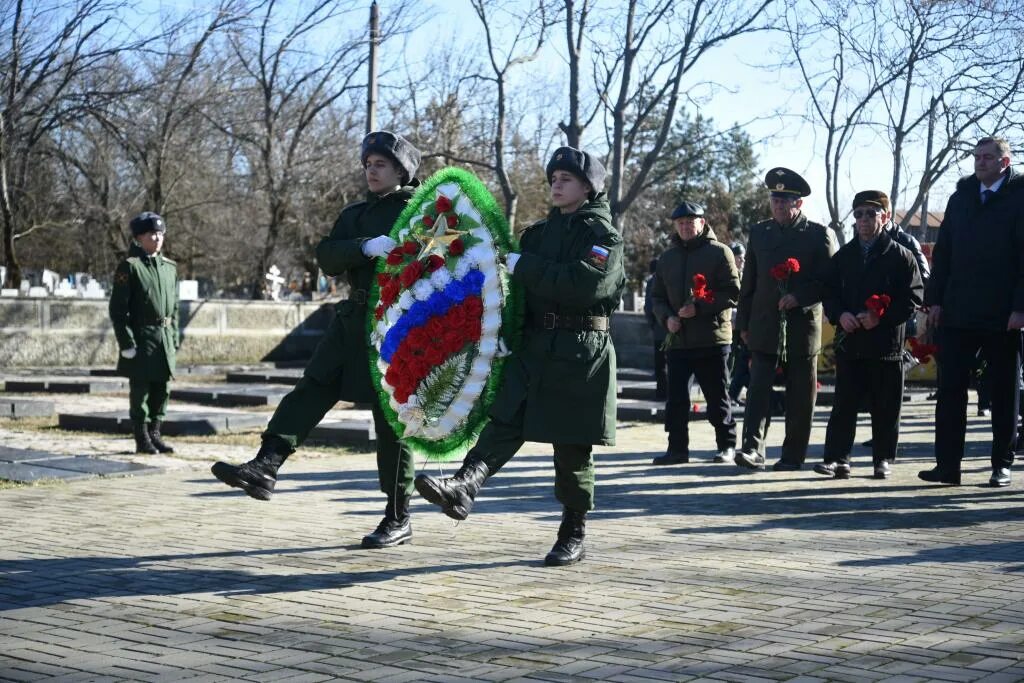 13 Февраля день освобождения Новочеркасска. 13 Февраля день освобождения Новочеркасска от фашистских захватчиков. Годовщина освобождения Новочеркасска. 13 Февраля Новочеркасск. Погода в г новочеркасске