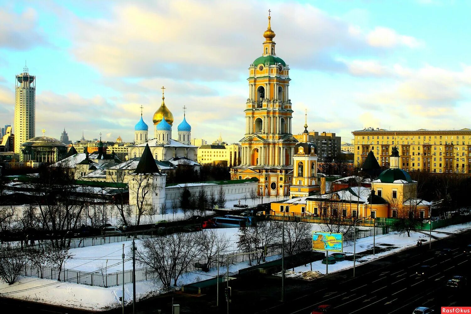 Новоспасский ставропигиальный мужской монастырь, монастырь, Крестьянская площадь
