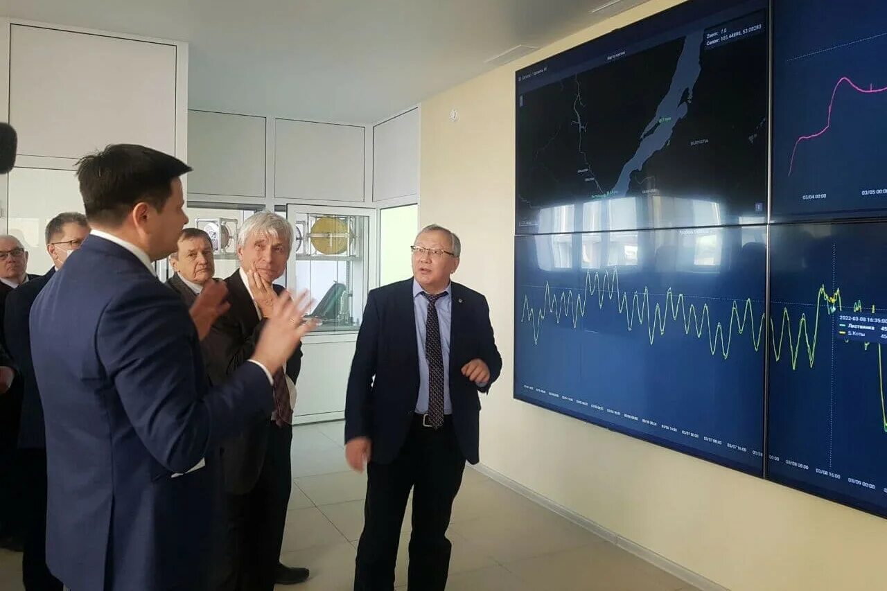 директор лин со ран. учебник лимнологии. институт лимнологии. логотип лин со ран. лимнологический институт со ран иркутск.