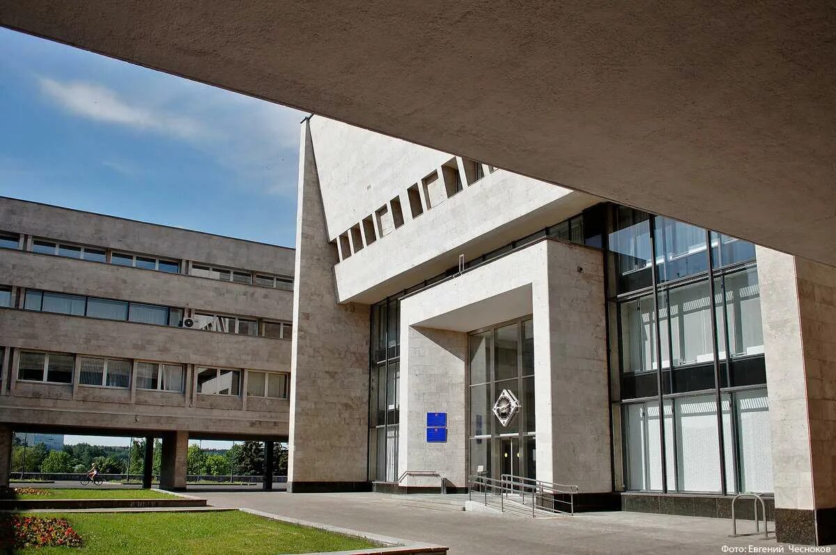 Здание флейта в зеленограде. Зеленоград здания. Префектура зеленограда. Флейта зеленоград корпус. Зеленоград здание префектуры.
