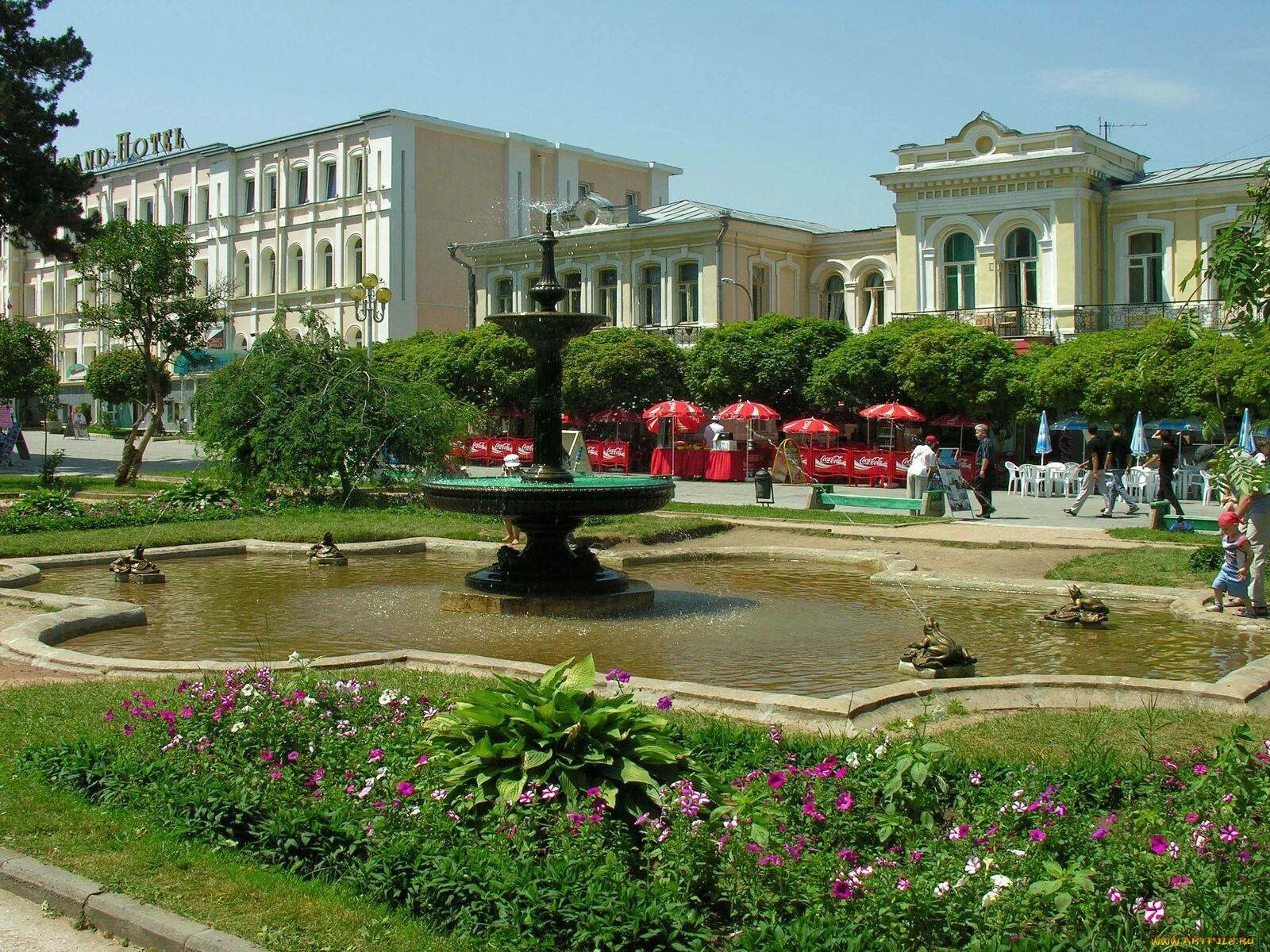 Гор кисловодск ставропольский край. Кисловодск ставропольский край. курортный город кисловодск. кисловодск города ставропольского края. кисловодск центральная площадь.