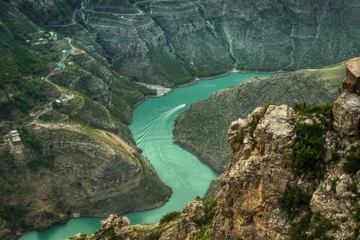 Canyon life. Сулакский каньон роупджампинг. Сулакский каньон в Дагестане. Сулакский каньон на карте Дагестана. Сулакский каньон май.