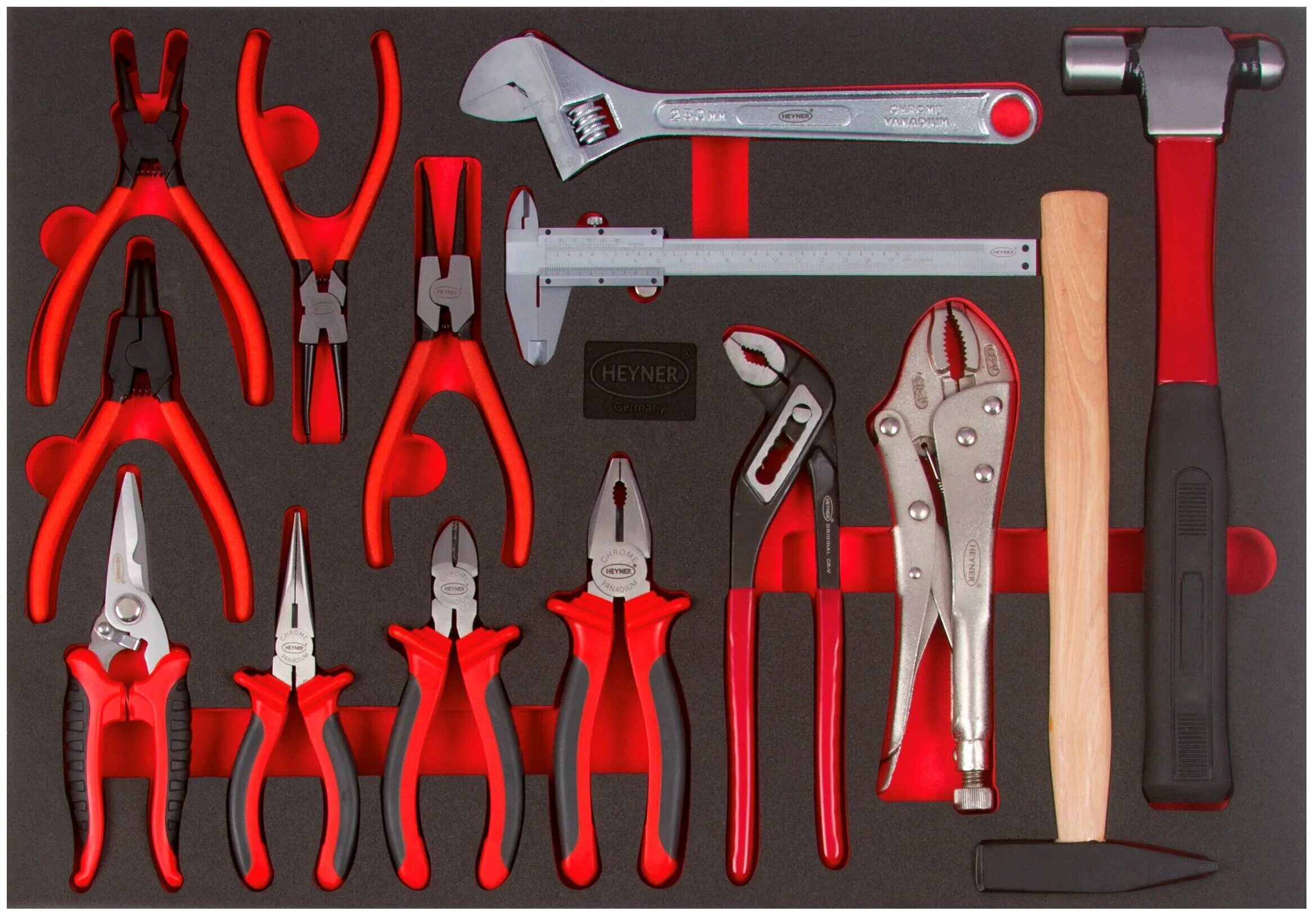 Набор инструментов молоток пассатижи отвертки макита бош. Набор инструментов молоток отвертка кейс. Набор молоток пассатижи. Набор отверток 15в1 bg1073. Набор инструментов молоток пассатижи отвертки макита бош.