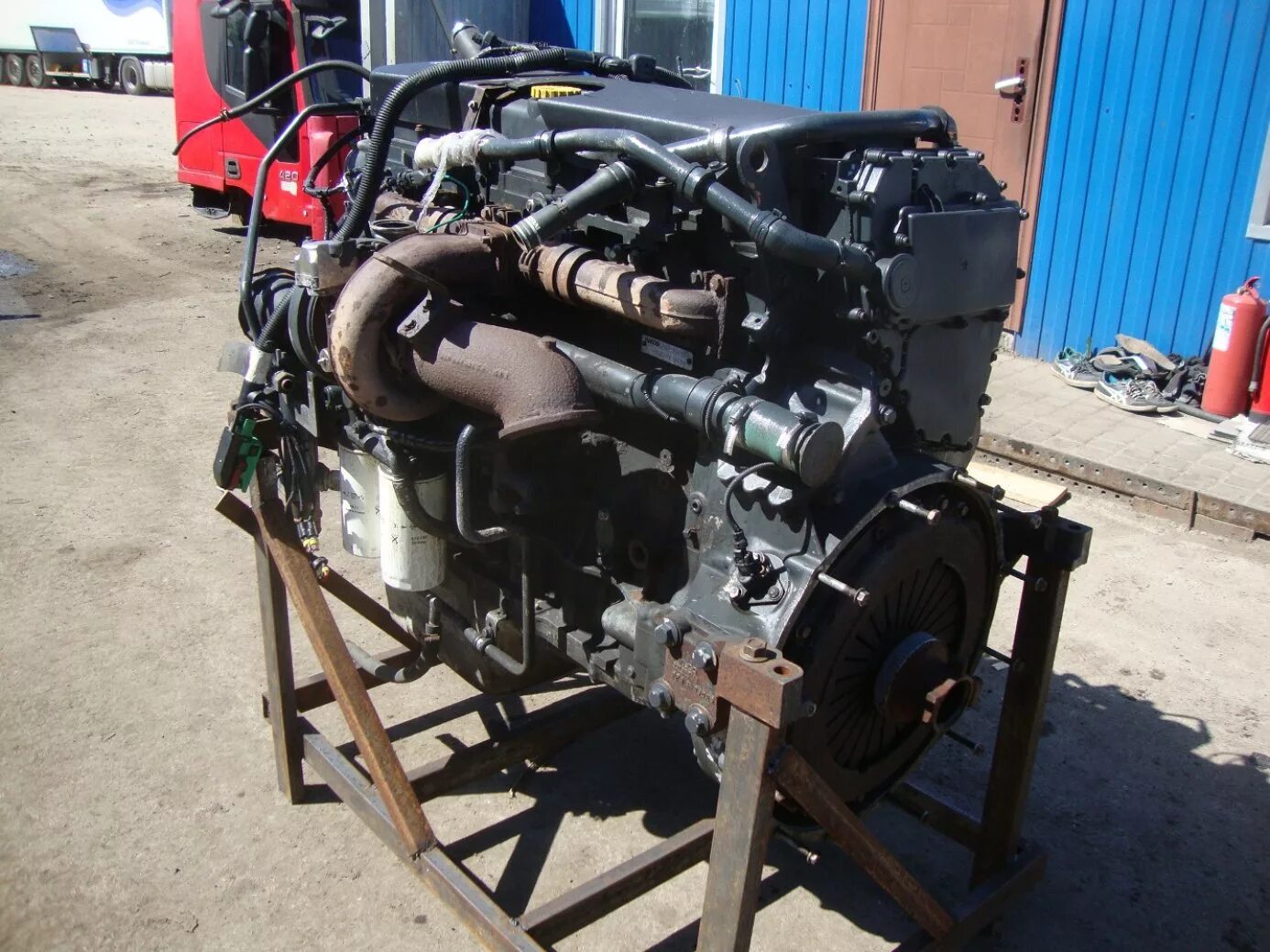 Грузовики двигатель купить. Двигатель Ивеко курсор 10. Ивеко Стралис курсор 10 навесное оборудование на двигателе. Двигатель Iveco cursor f3be3681c. Двигатель Iveco f4he9684.