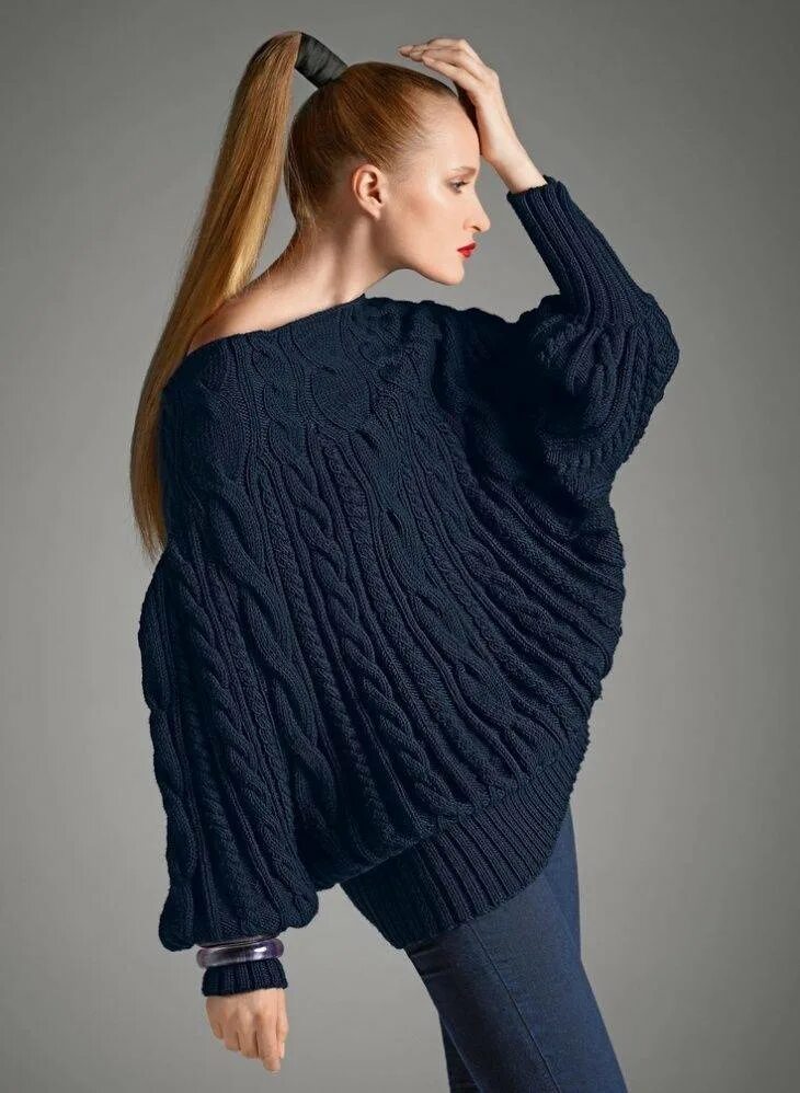 Вязаные летучая кофты. Вязаная кофта в дырочку. Вязаные кофты с рукавом летучая мышь. Кофта ажурная летучая мышь. Необычные фасоны свитеров.