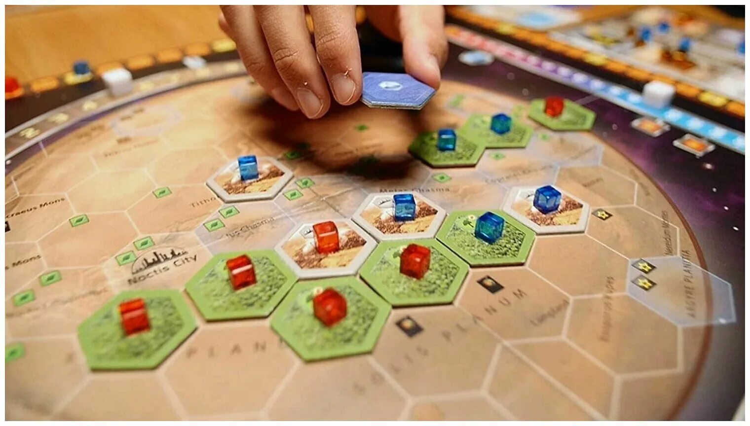 Terraforming mars настольная игра. Terraforming mars карта настольная игра. Terraforming mars игра. Старые настольные игры марс. Terraforming mars tattoo.