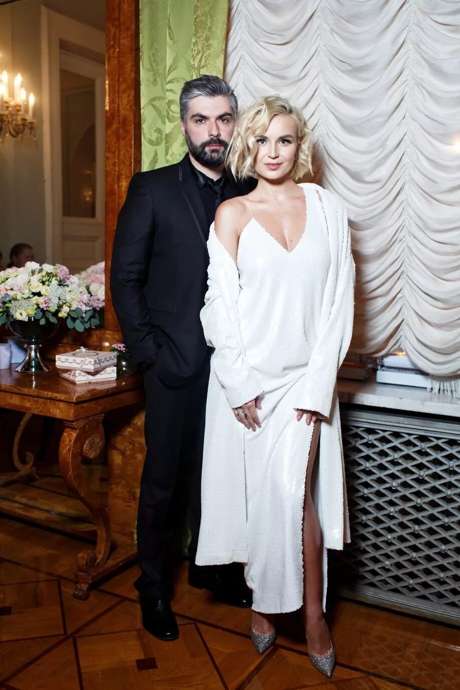 владимир чиняев и полина гагарина. дмитрий исхаков муж гагариной. владимир чиняев саунд продюсер и полина гагарина. чиняев продюсер гагариной. чиняев владимир продюсер.