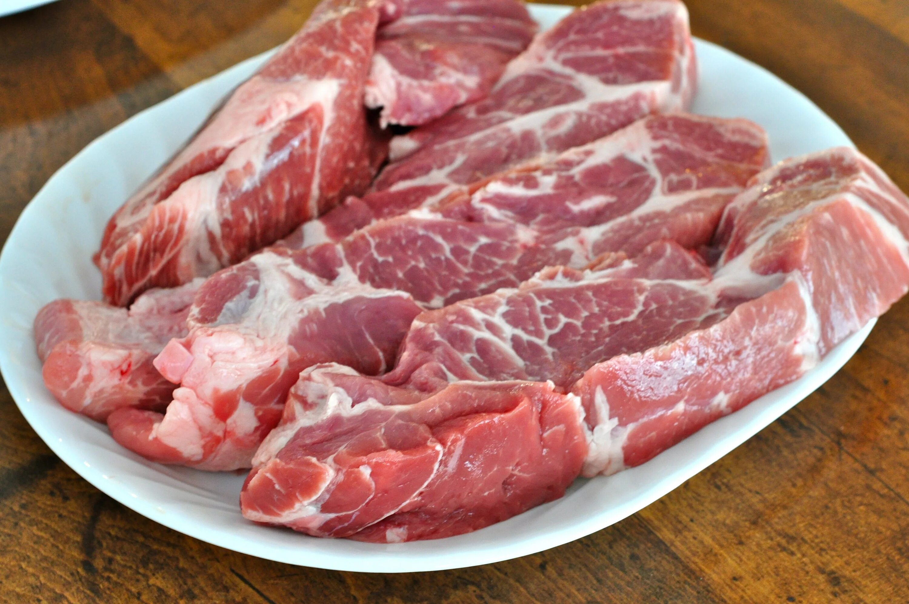 Купить свиное мясо. Свиное мясо. Свежее мясо. Свиная мякоть.