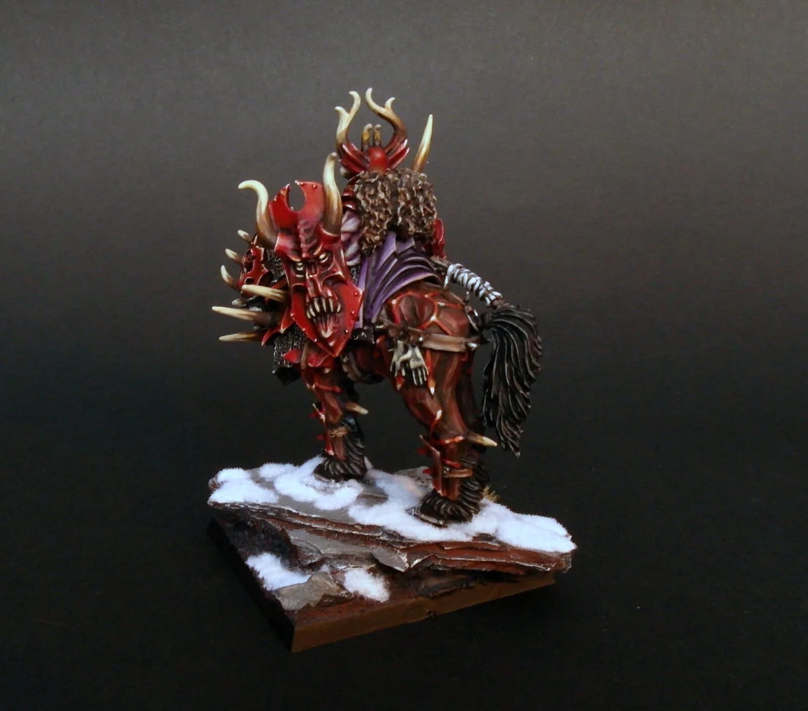Warhammer fantasy battles beastmen молох. Daemon mount. Мод на обливион на скакунов. Warhammer 40000 khorne lord miniatures. Обливион лошади.