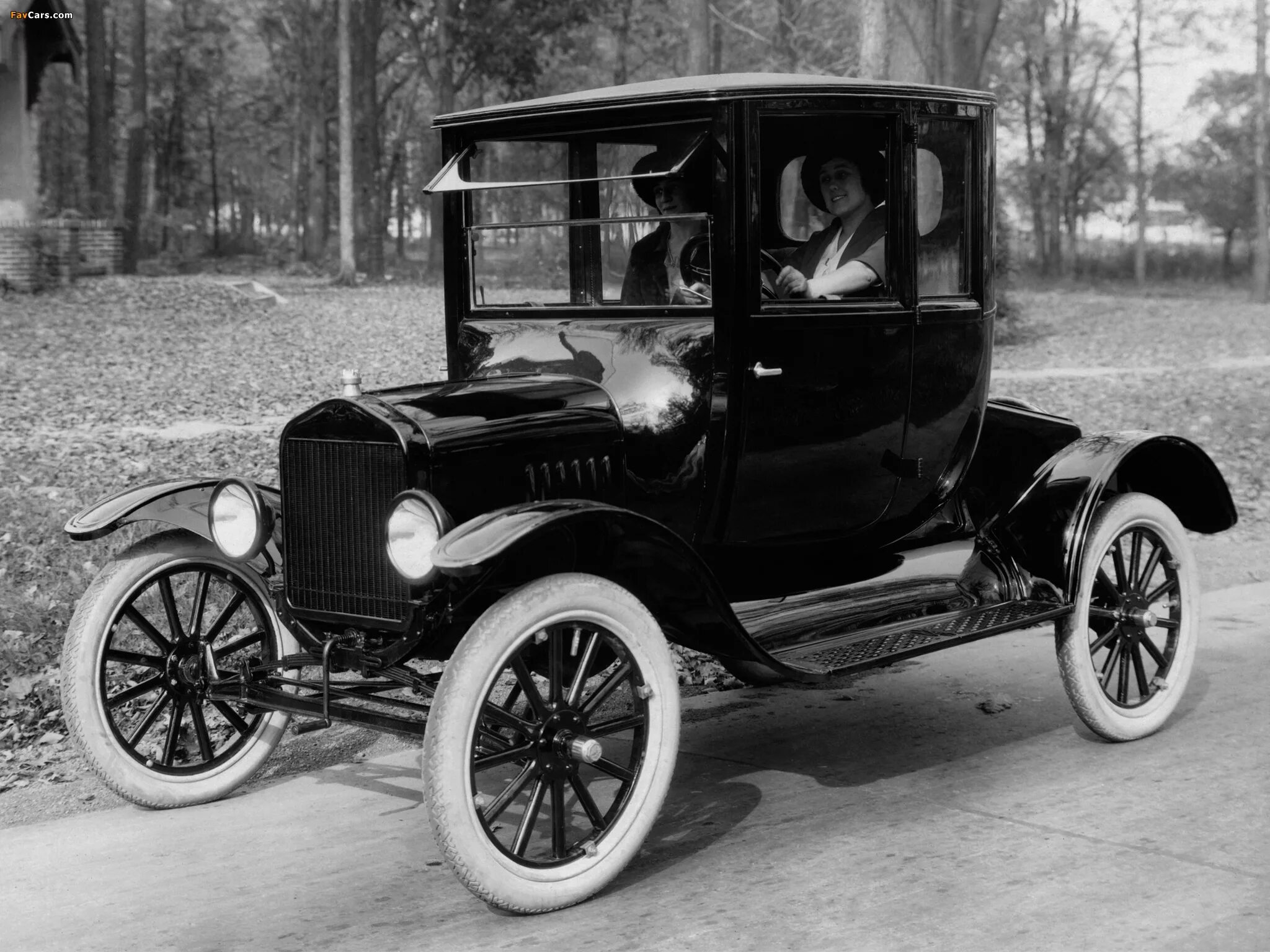 Первые автомобили форд. Henry Ford model t.