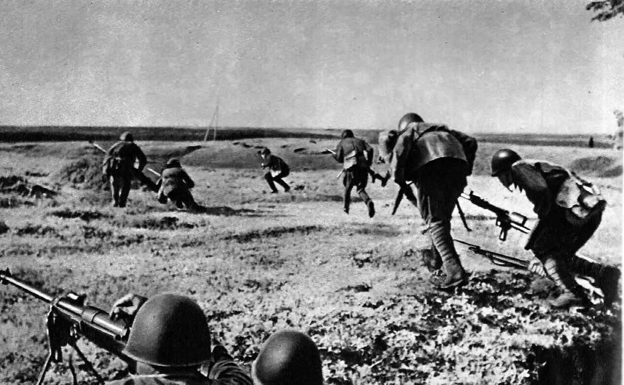 Бои в июне 1942. Карта взятия берлина 1945. Битва за севастополь 1941-1942. Бои за воронеж 1942-1943. 30 батарея севастополь.