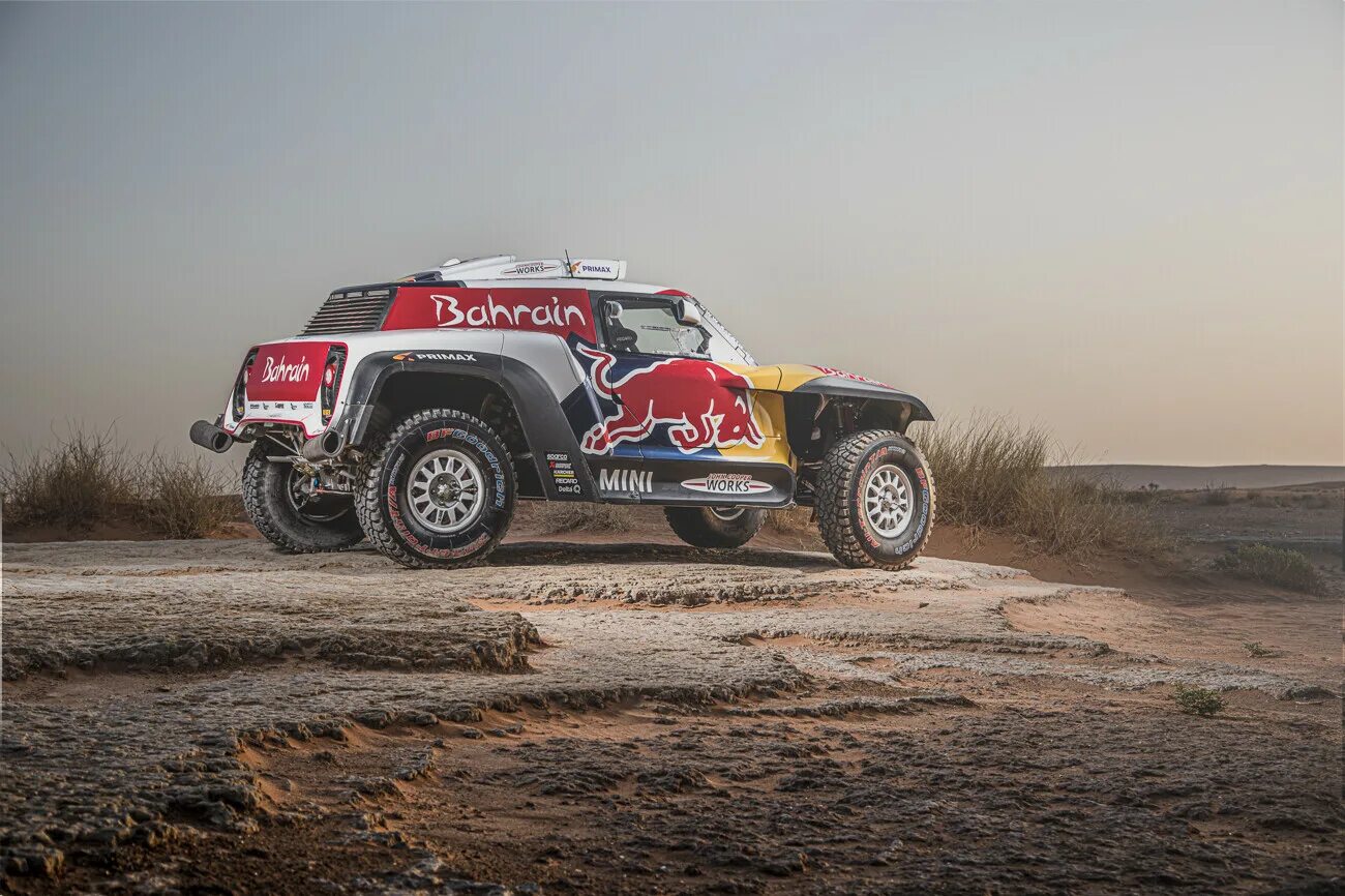 Mini raid. Багги париж дакар. mini x raid john cooper works buggy. mini john cooper works buggy. мини париж дакар.
