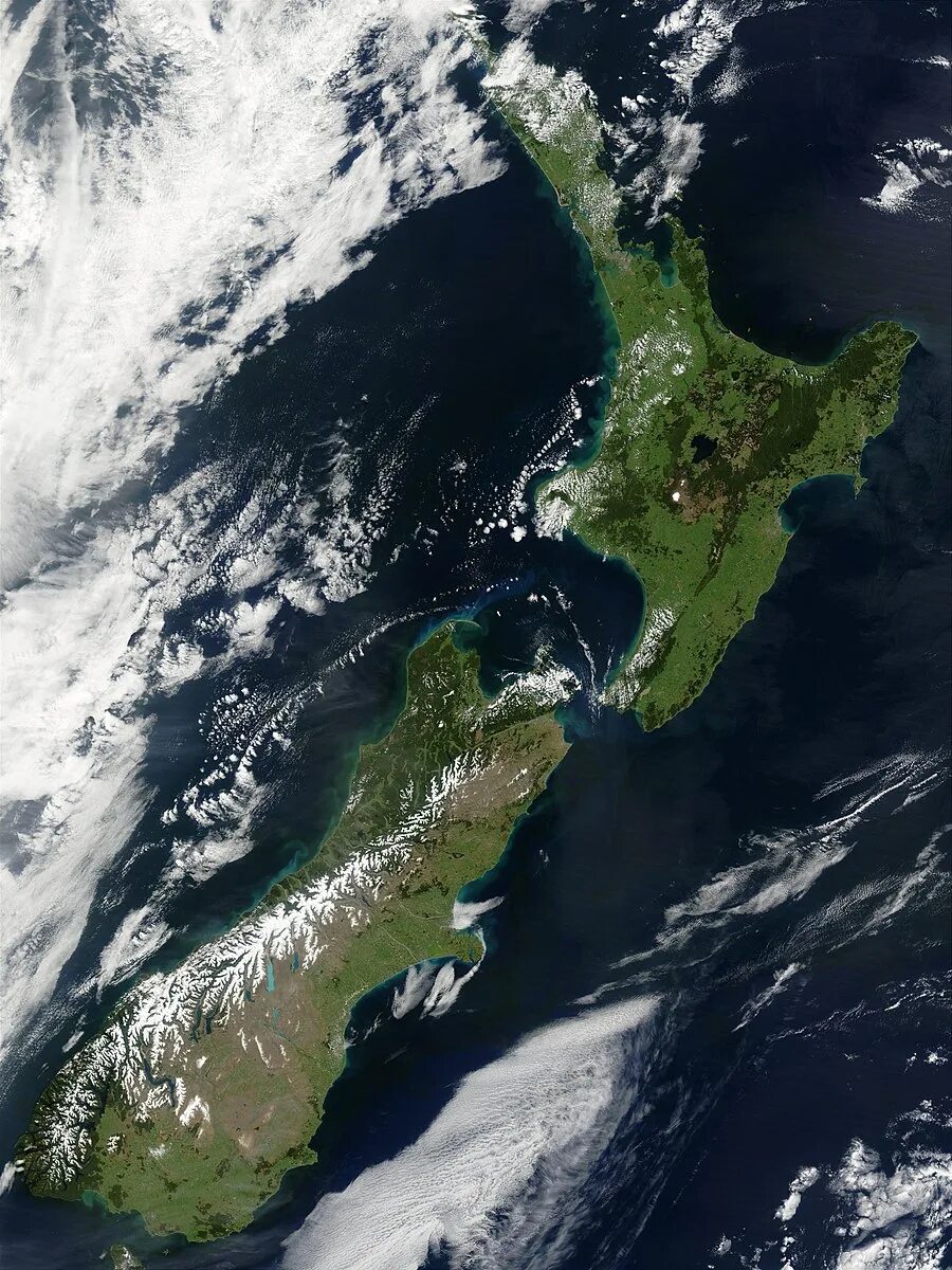 Новая зеландия тихий океан. География новой зеландии. New zealand geographical location. Архипелаг новая зеландия на карте. Новая зеландия из космоса.