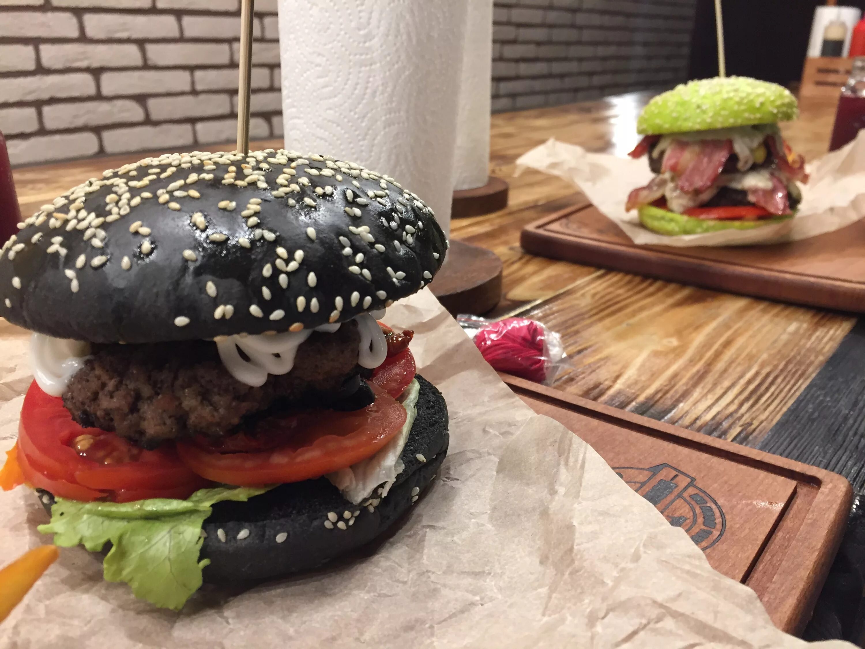 Burger store. Бургеры ЕКБ. Гамбургер в магазине. Бургер шоп. Бургер в магазине.