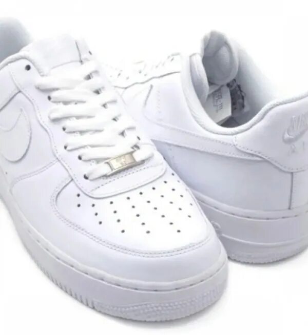 Шнуровка форсов. Nike Air Force шнуровка. Шнуровка Air Force 1. Nike Air Force 1 High шнуровка. Найк АИР Форс 1 шнурки.