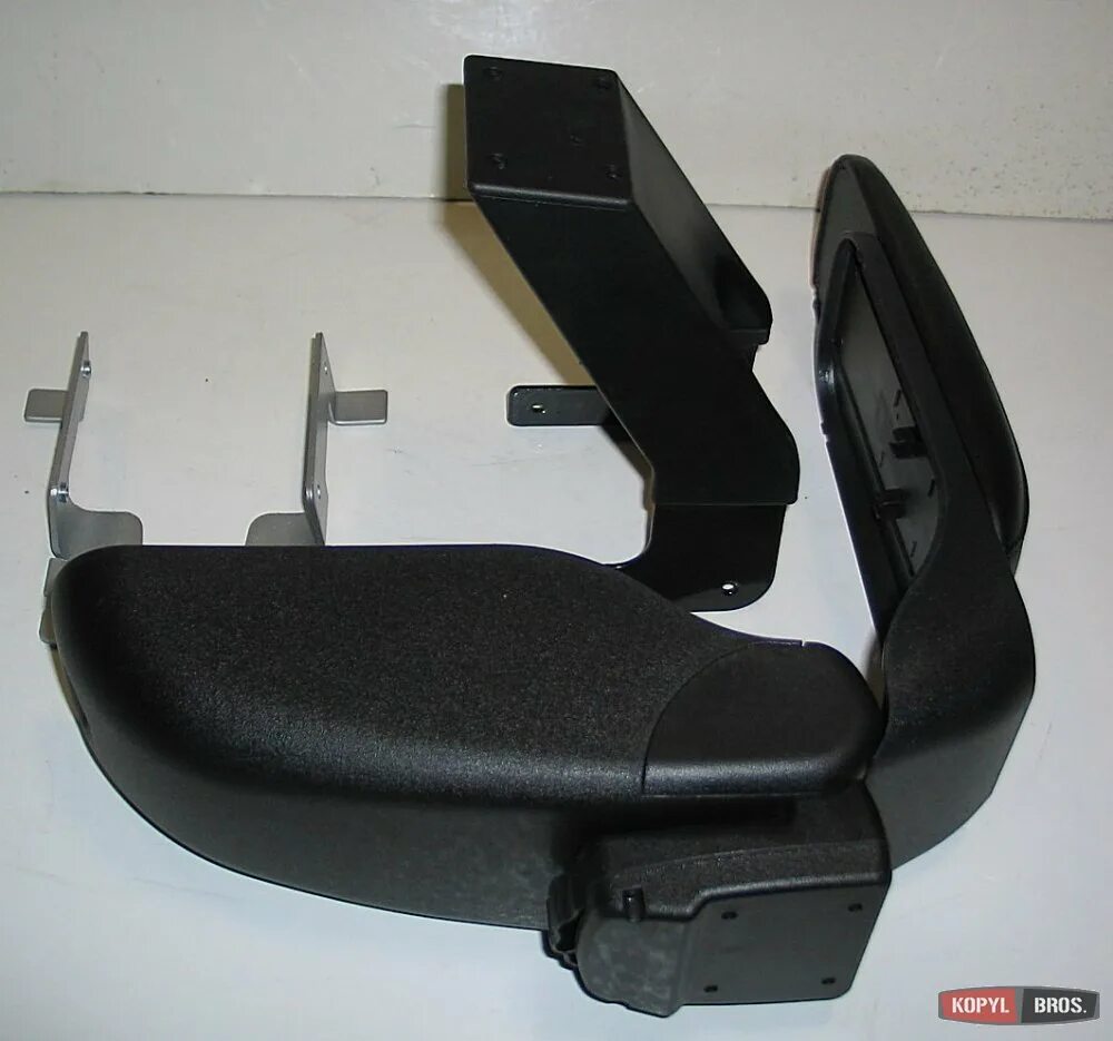 Подлокотник рено дастер 2017. Подлокотник каптюр в дастер. Подлокотник рено дастер 2017. Оригинальный подлокотник дастер. Подлокотник рено дастер 2.