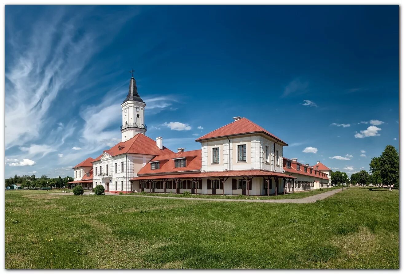 Шклов могилевская обл. Шклов могилевской. Могилёв беларусь шклов. Город шклов могилевская область. Ратуша в шклове.