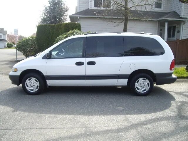 Караван 10. Dodge Caravan 1998. Додж Караван 1998. Додж Гранд Караван 1998 года. Додж Караван 2001 2.4 бензин.