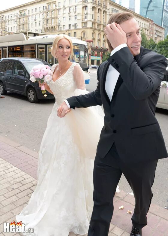 свадьба леры. игорь макаров и лера кудрявцева свадьба. игорь макаров и лера кудрявцева свадьба. лера кудрявцева в свадебном платье. лера кудрявцева свадьба с макаровым.